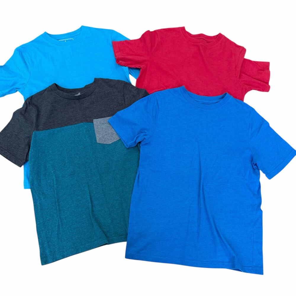 Urban Pipeline Lot of 4 Short Sleeve T Shirts Sz L Boys